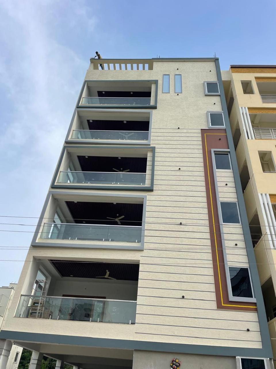 טירופאטי Nest Inn Homestay מראה חיצוני תמונה